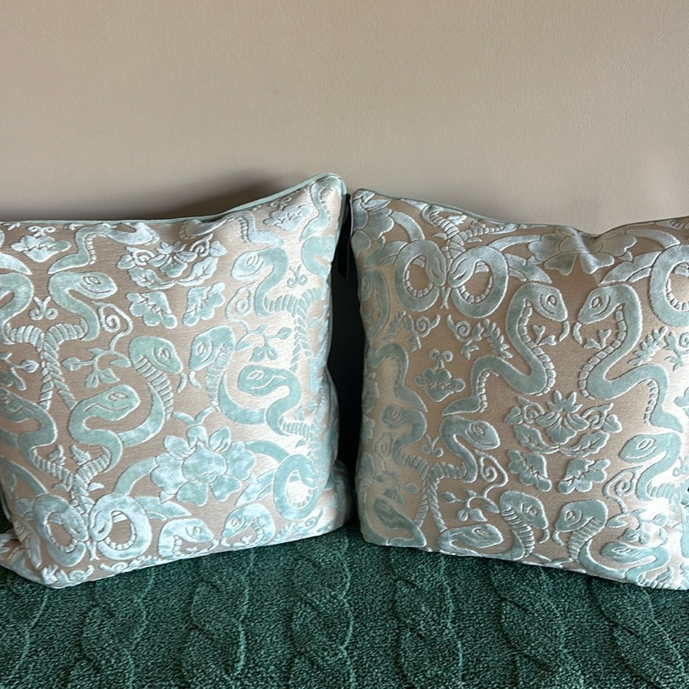 Soho Studio Halloween Serpent Snake Pillows Duck Feather Fill Ivory Blue NEW